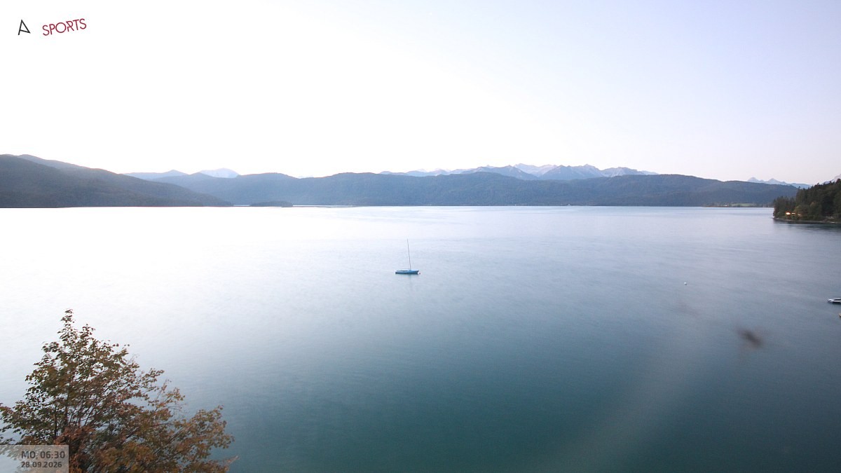 Archiv Foto Webcam Hotel Karwendelblick: Ausblick zum Walchensee