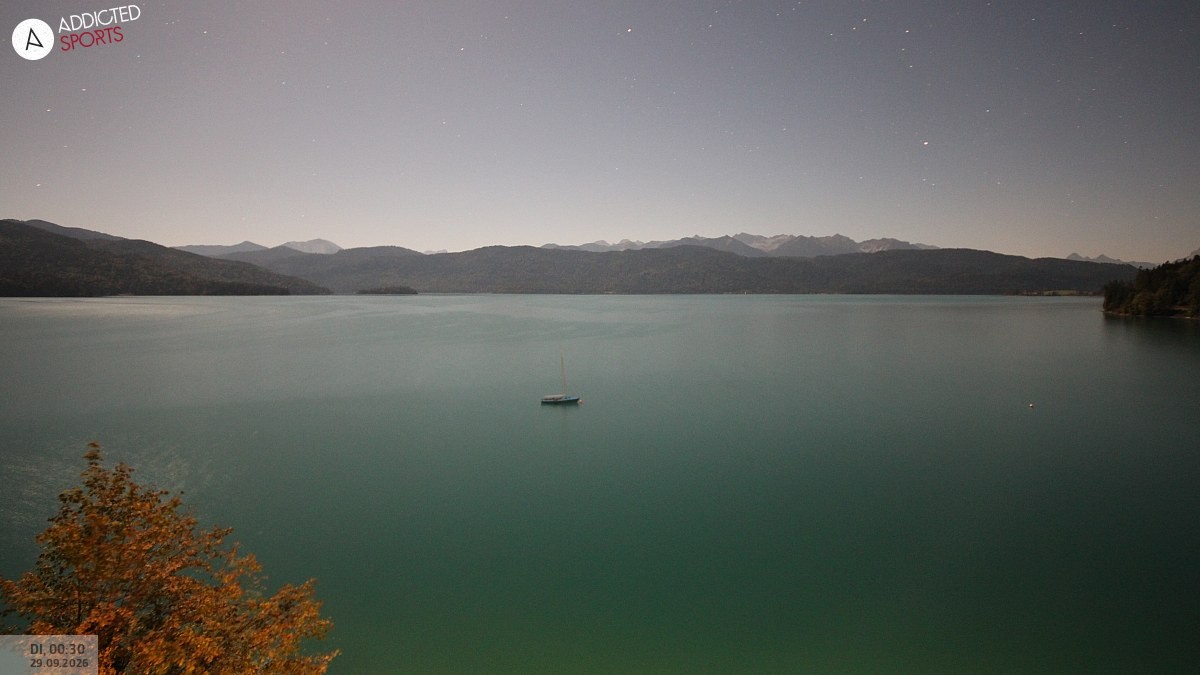 Archiv Foto Webcam Hotel Karwendelblick: Ausblick zum Walchensee
