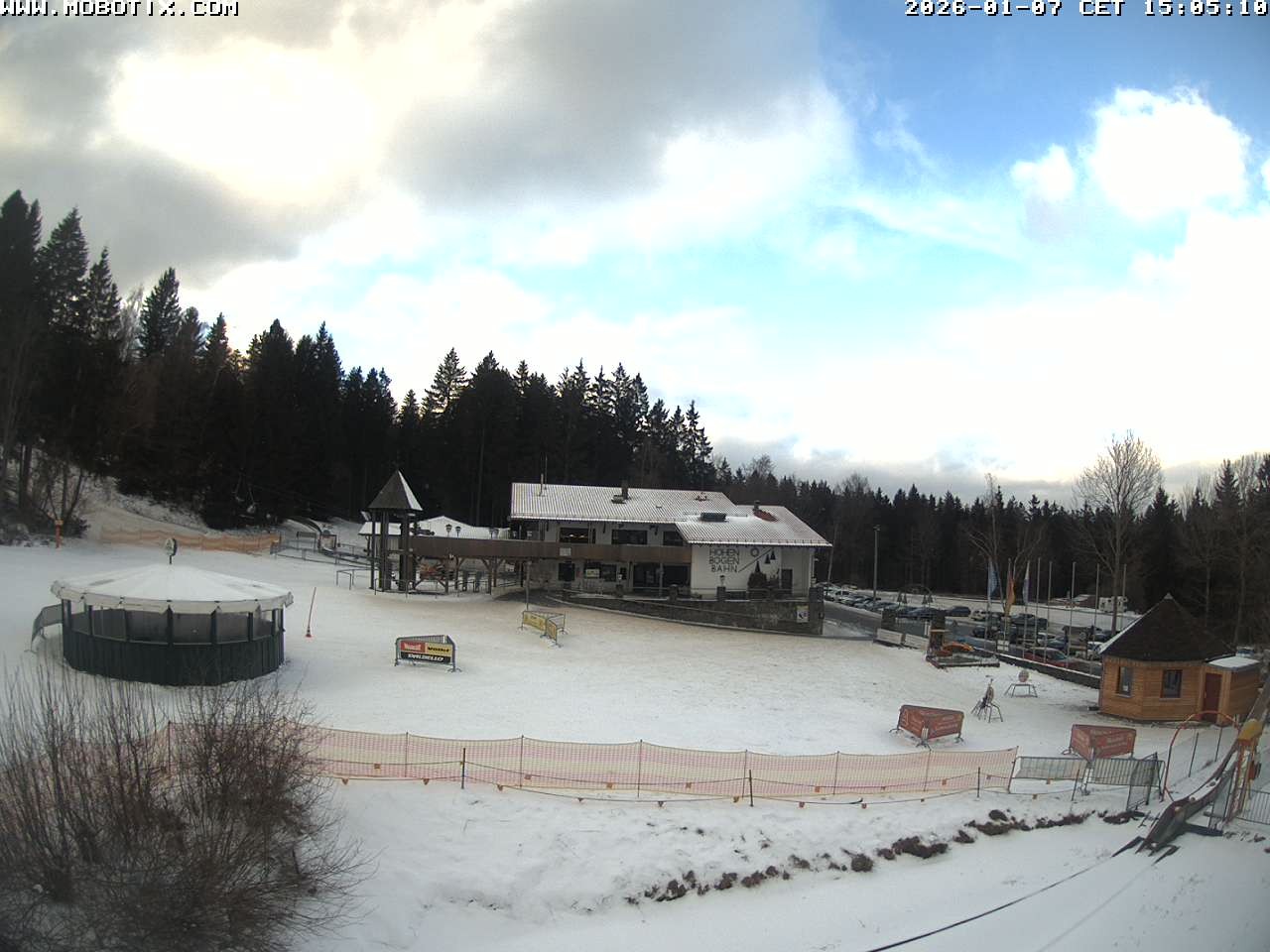 Archiv Foto Webcam Blick zur Talstation am Hohenbogen