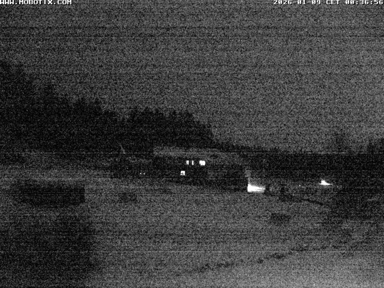 Archived image Webcam Hohenbogen: View Base Station