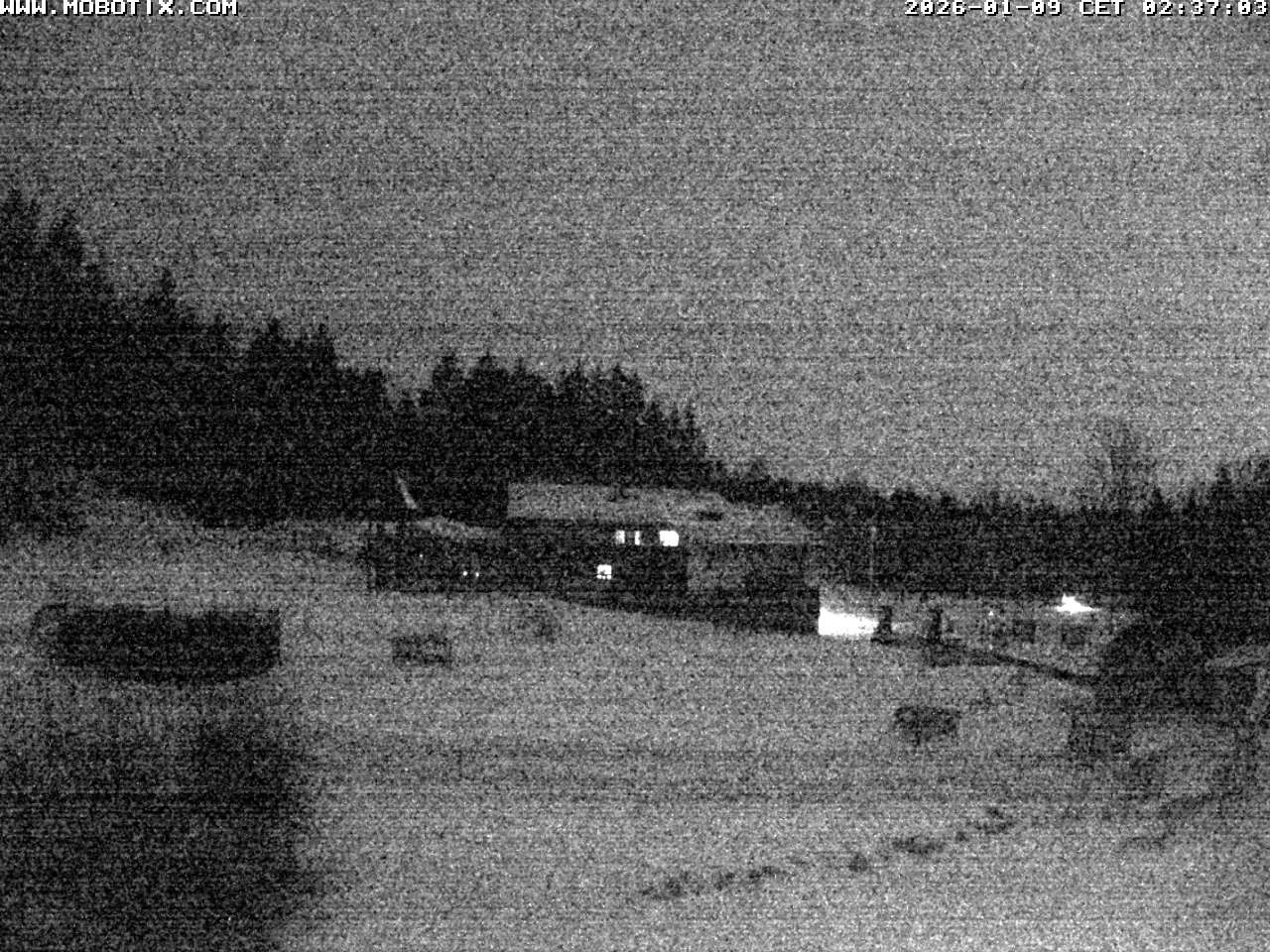 Archived image Webcam Hohenbogen: View Base Station