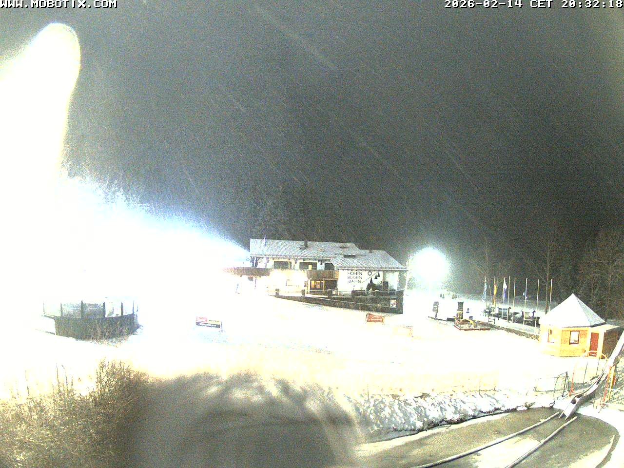 Archiv Foto Webcam Blick zur Talstation am Hohenbogen