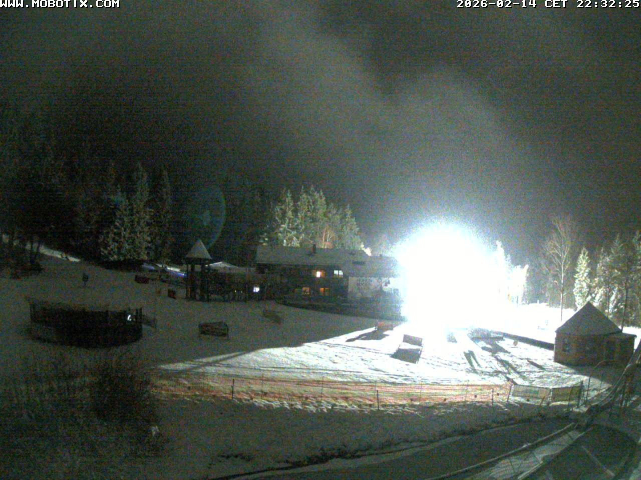 Archiv Foto Webcam Blick zur Talstation am Hohenbogen