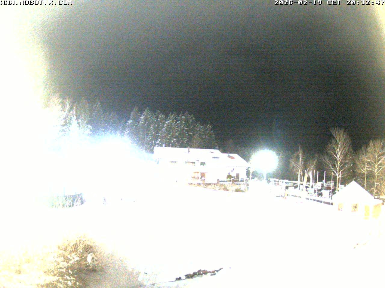 Archiv Foto Webcam Blick zur Talstation am Hohenbogen