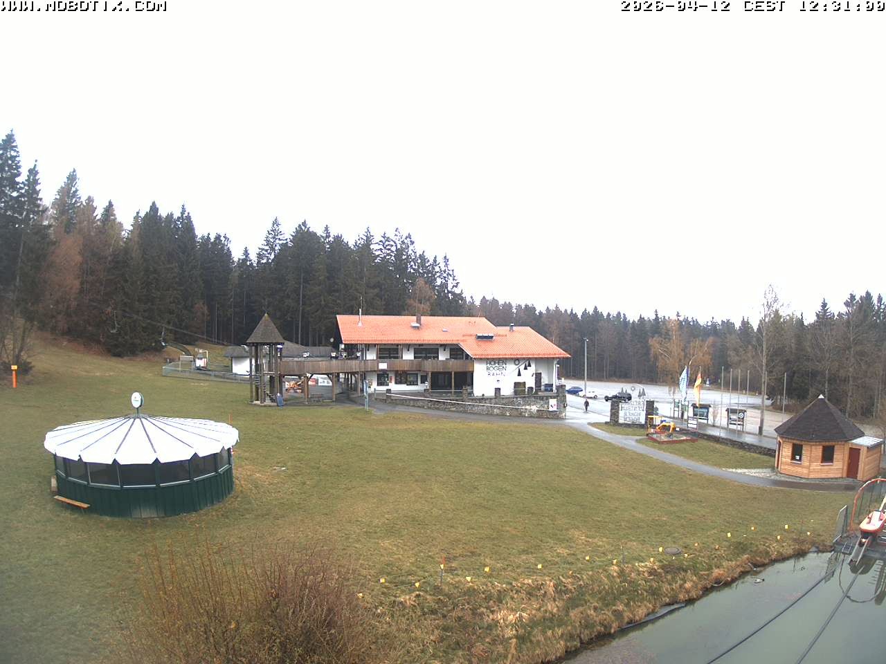 Archiv Foto Webcam Blick zur Talstation am Hohenbogen