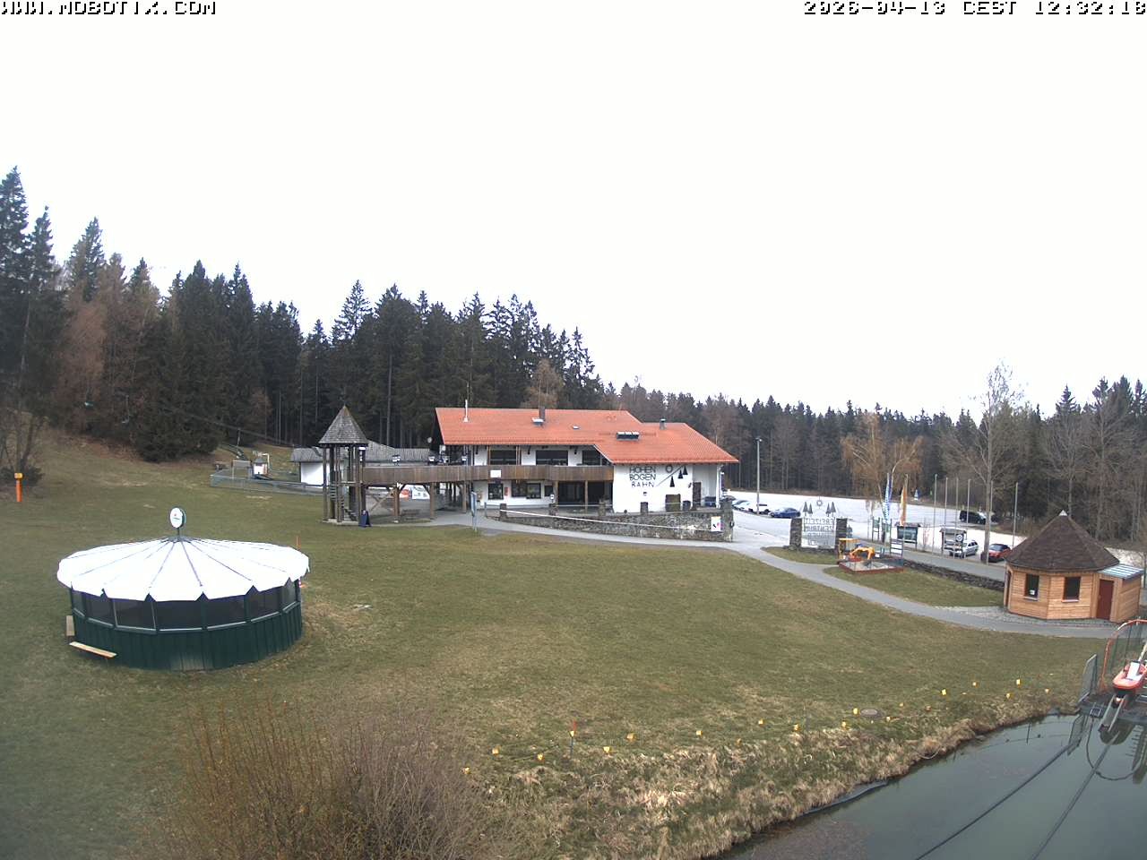 Archiv Foto Webcam Blick zur Talstation am Hohenbogen