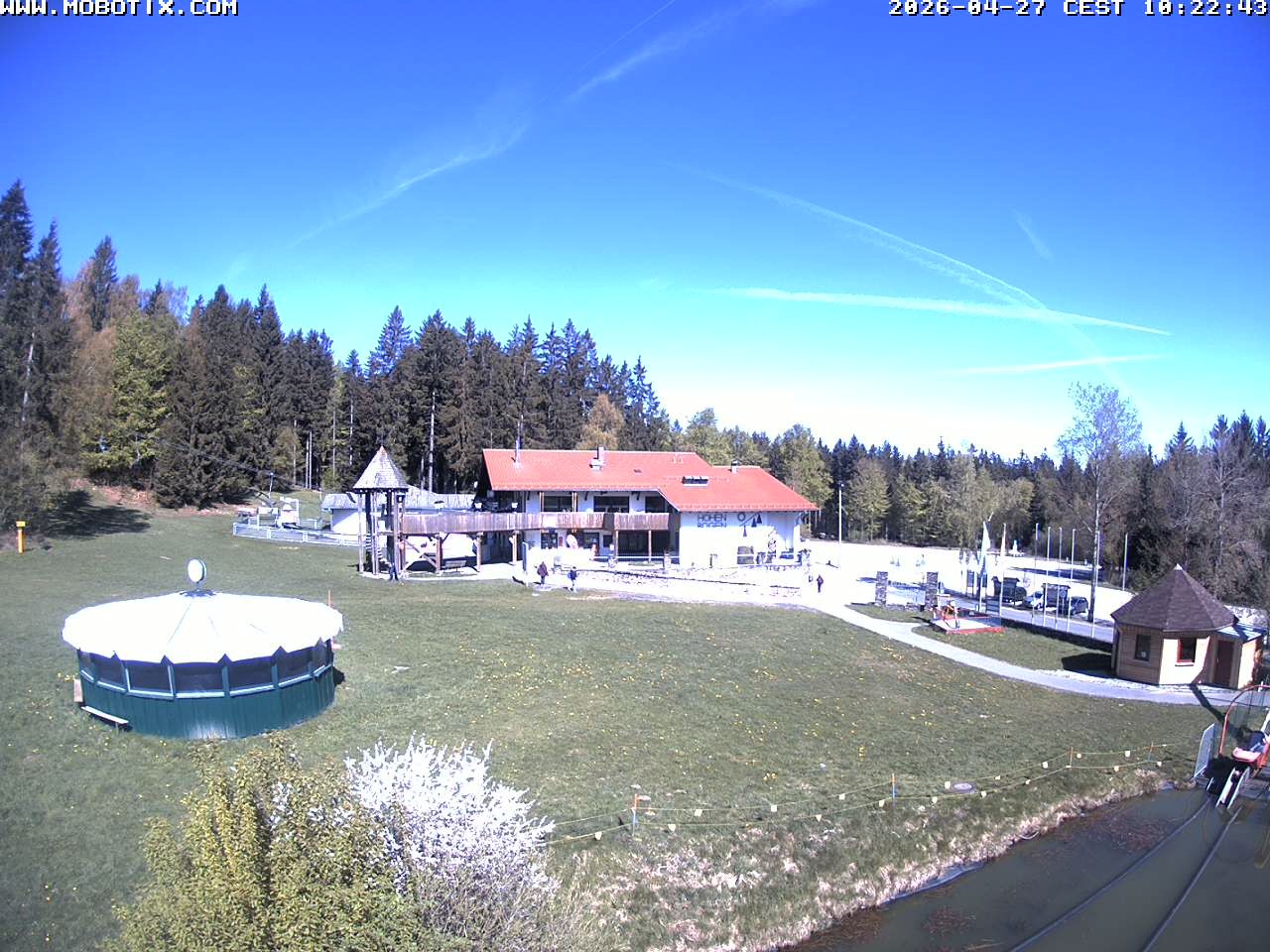 Archiv Foto Webcam Blick zur Talstation am Hohenbogen