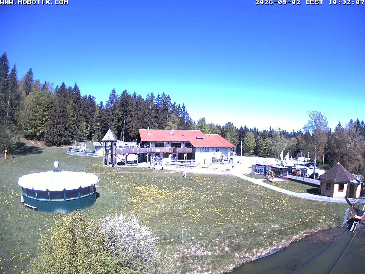 Archiv Foto Webcam Blick zur Talstation am Hohenbogen