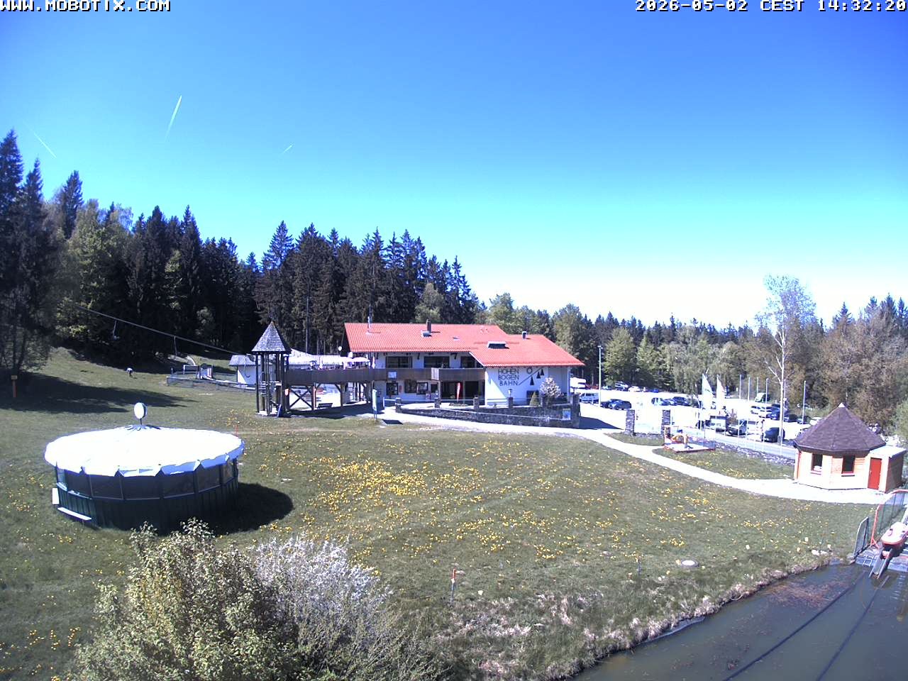 Archiv Foto Webcam Blick zur Talstation am Hohenbogen