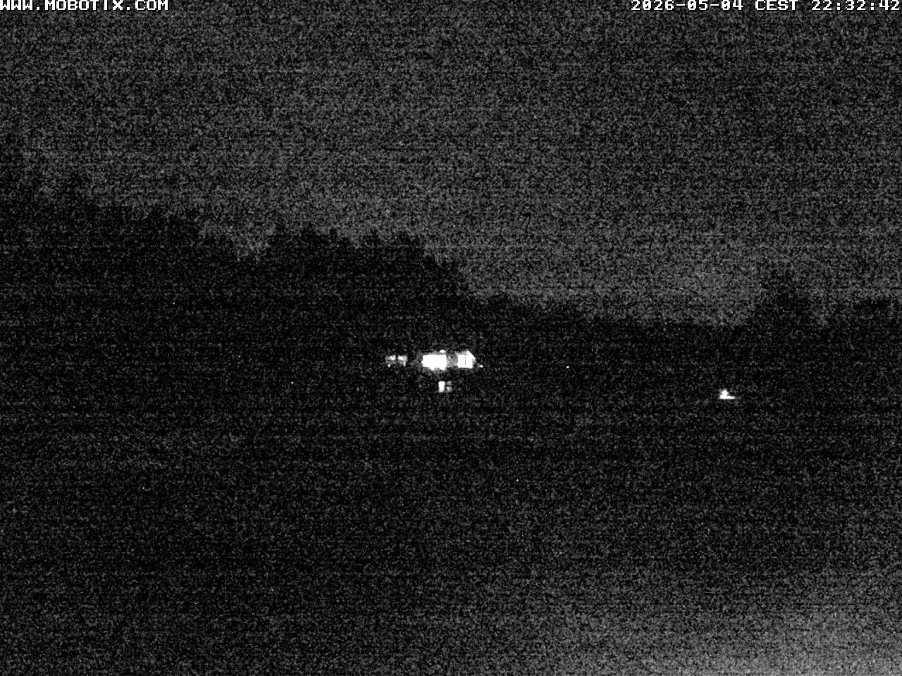 Archived image Webcam Hohenbogen: View Base Station