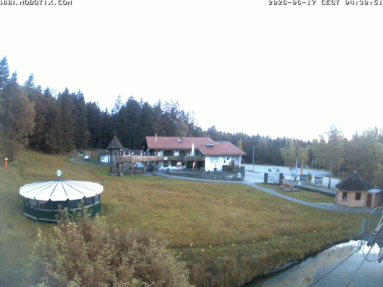 Archiv Foto Webcam Blick zur Talstation am Hohenbogen
