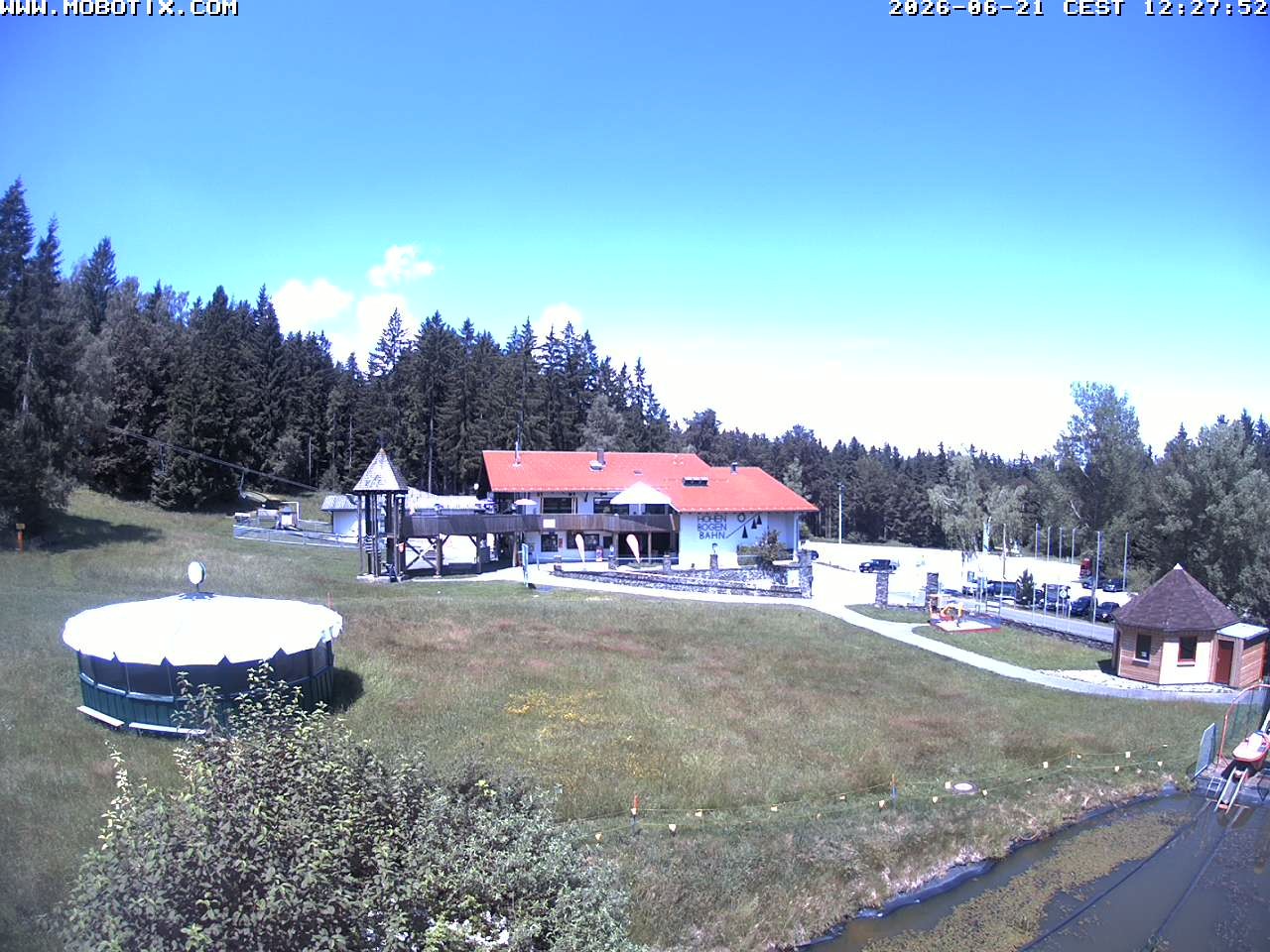 Archiv Foto Webcam Blick zur Talstation am Hohenbogen