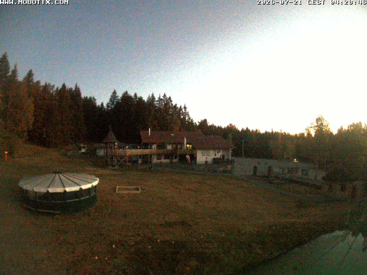 Archiv Foto Webcam Blick zur Talstation am Hohenbogen