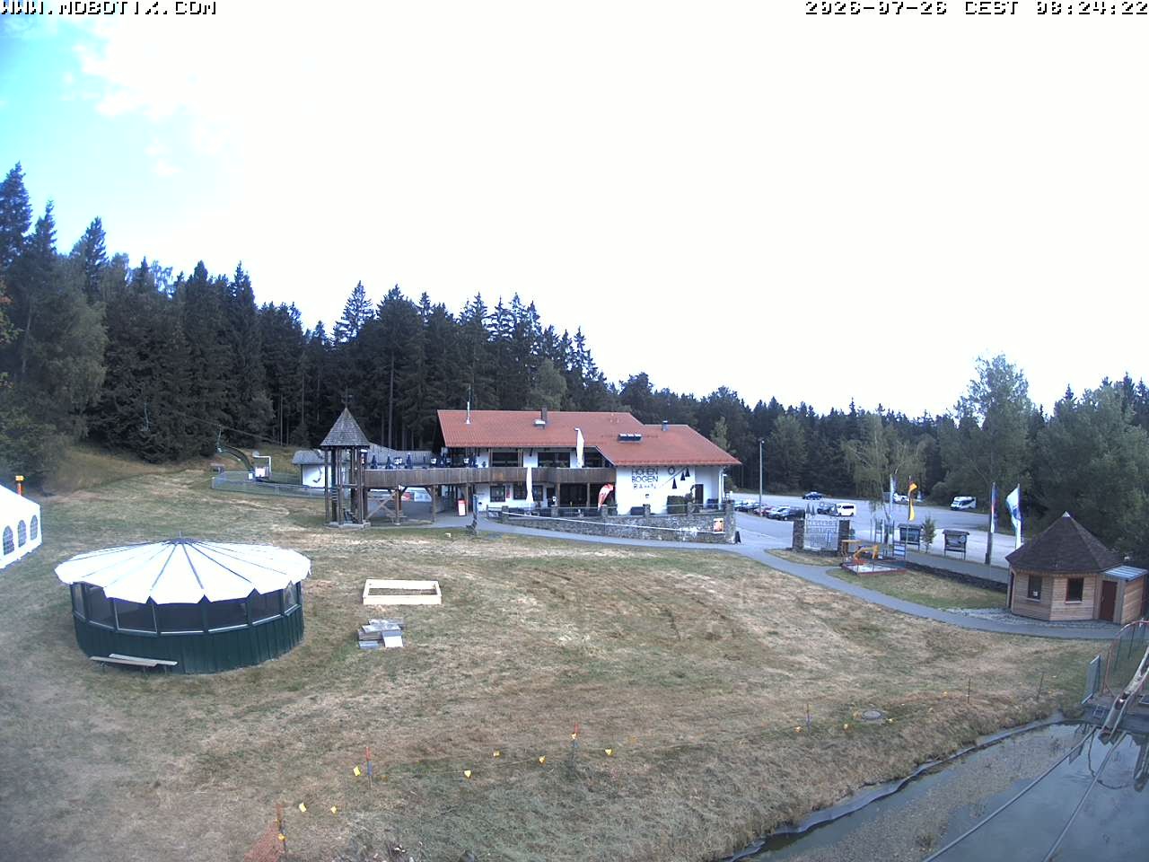 Archiv Foto Webcam Blick zur Talstation am Hohenbogen