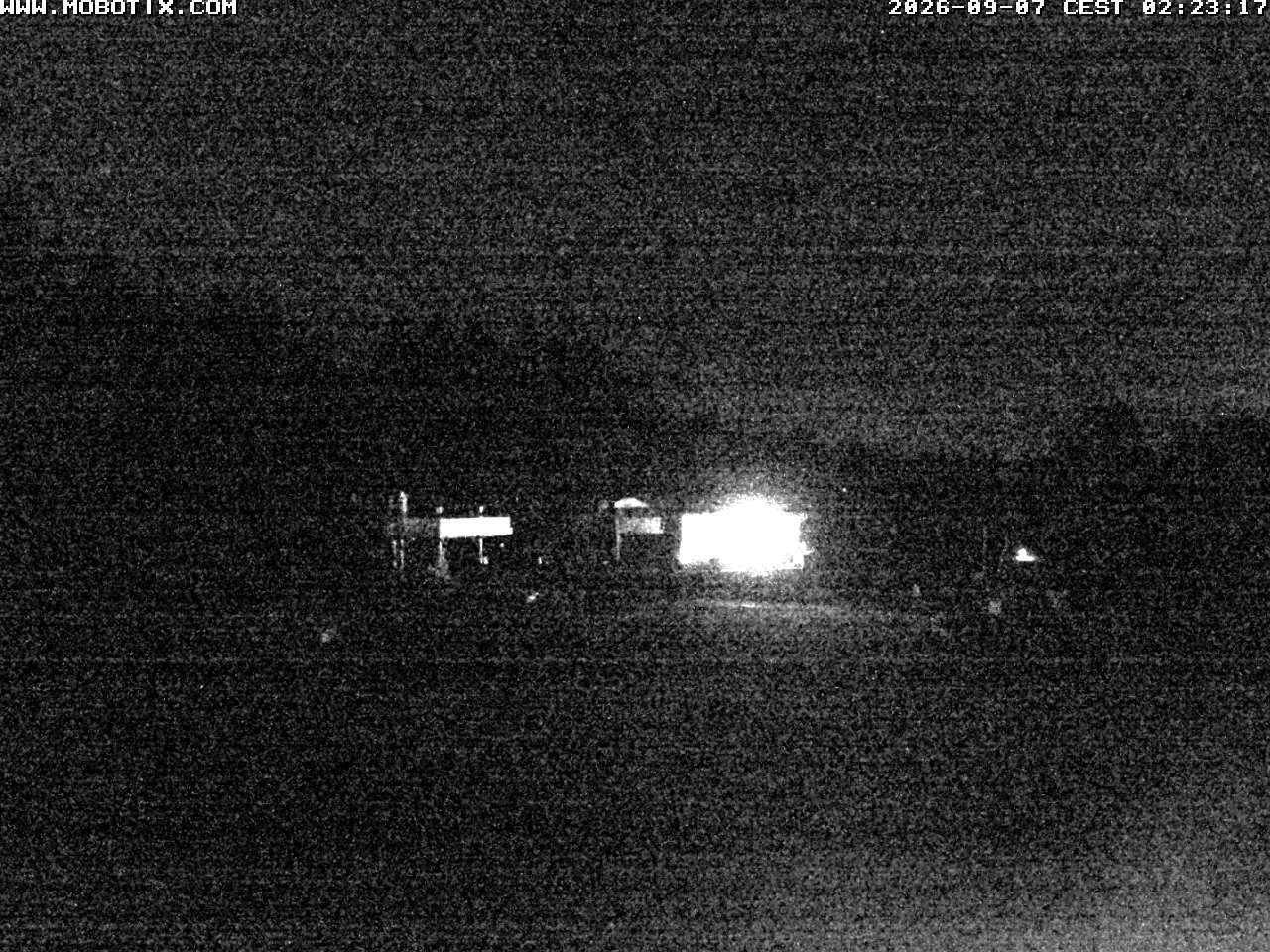 Archived image Webcam Hohenbogen: View Base Station
