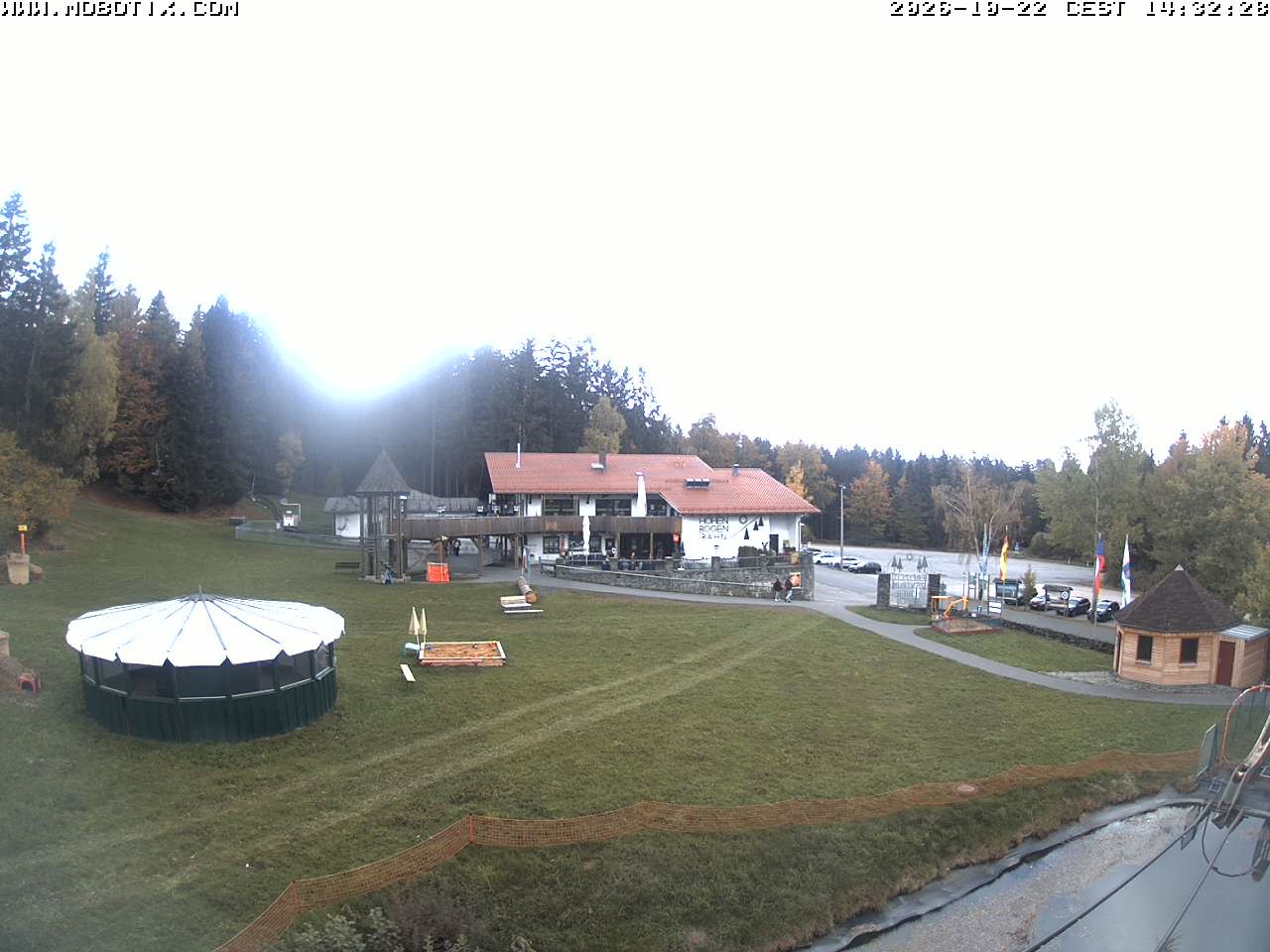 Archiv Foto Webcam Blick zur Talstation am Hohenbogen