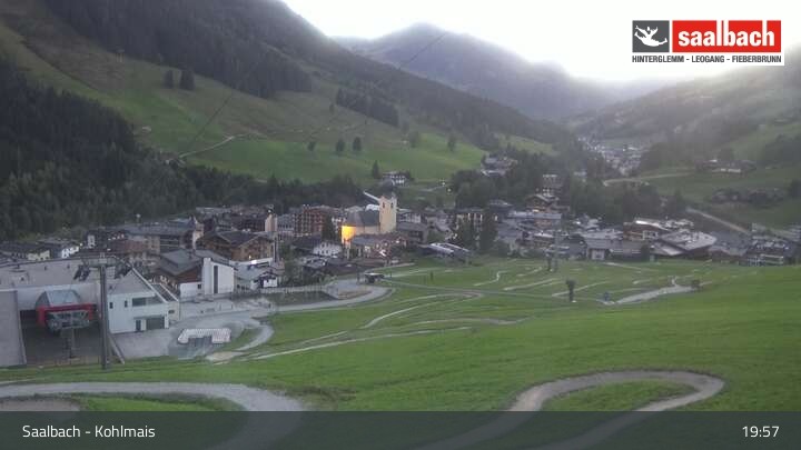 Archiv Foto Webcam Saalbach - Kohlmaisgipfelbahn