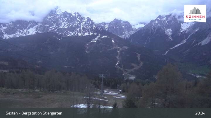 Archived image Webcam Sexten Dolomites: Stiergarten