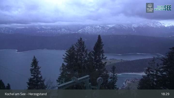 Archiv Foto Webcam Herzogstand: Blick auf den Kochelsee