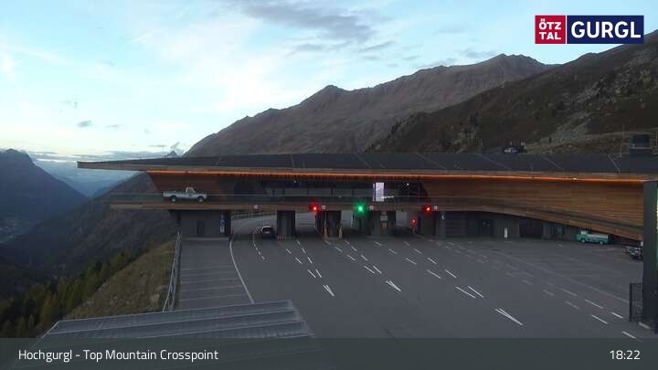 Archived image Webcam Hochgurgl (Tyrol) Top Mountain Crosspoint