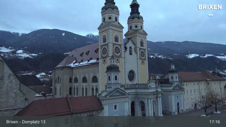 Archived image Webcam Brixen - Cathedral