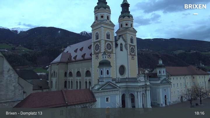 Archived image Webcam Brixen - Cathedral