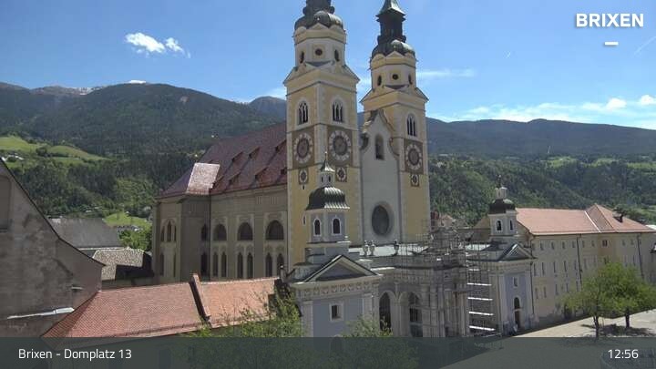 Archived image Webcam Brixen - Cathedral