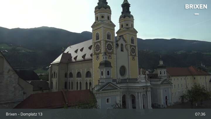 Archived image Webcam Brixen - Cathedral