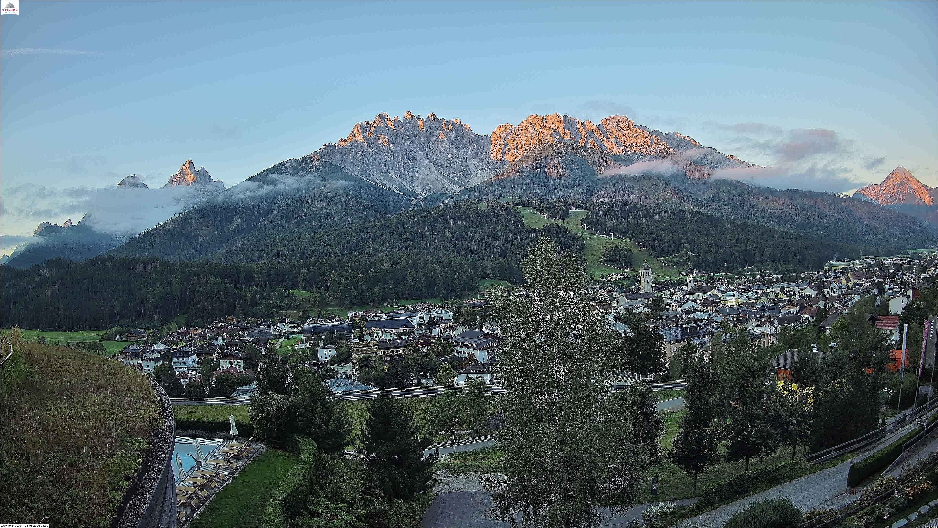 Archived image Webcam Innichen at Pustertal valley