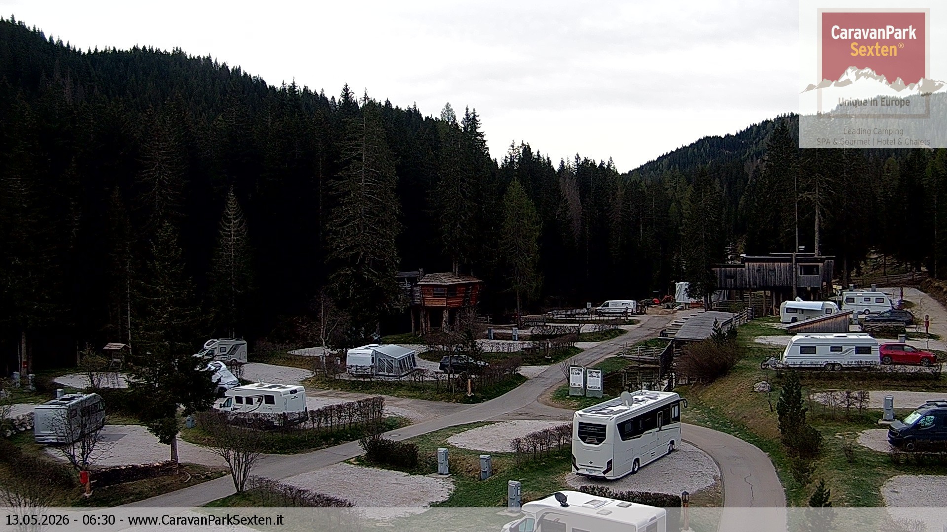 Archiv Foto Webcam Caravanpark in Sexten - Moos