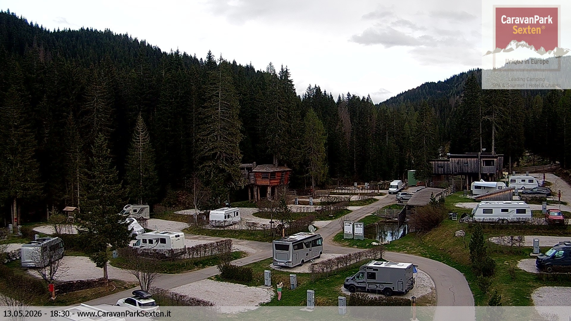 Archiv Foto Webcam Caravanpark in Sexten - Moos
