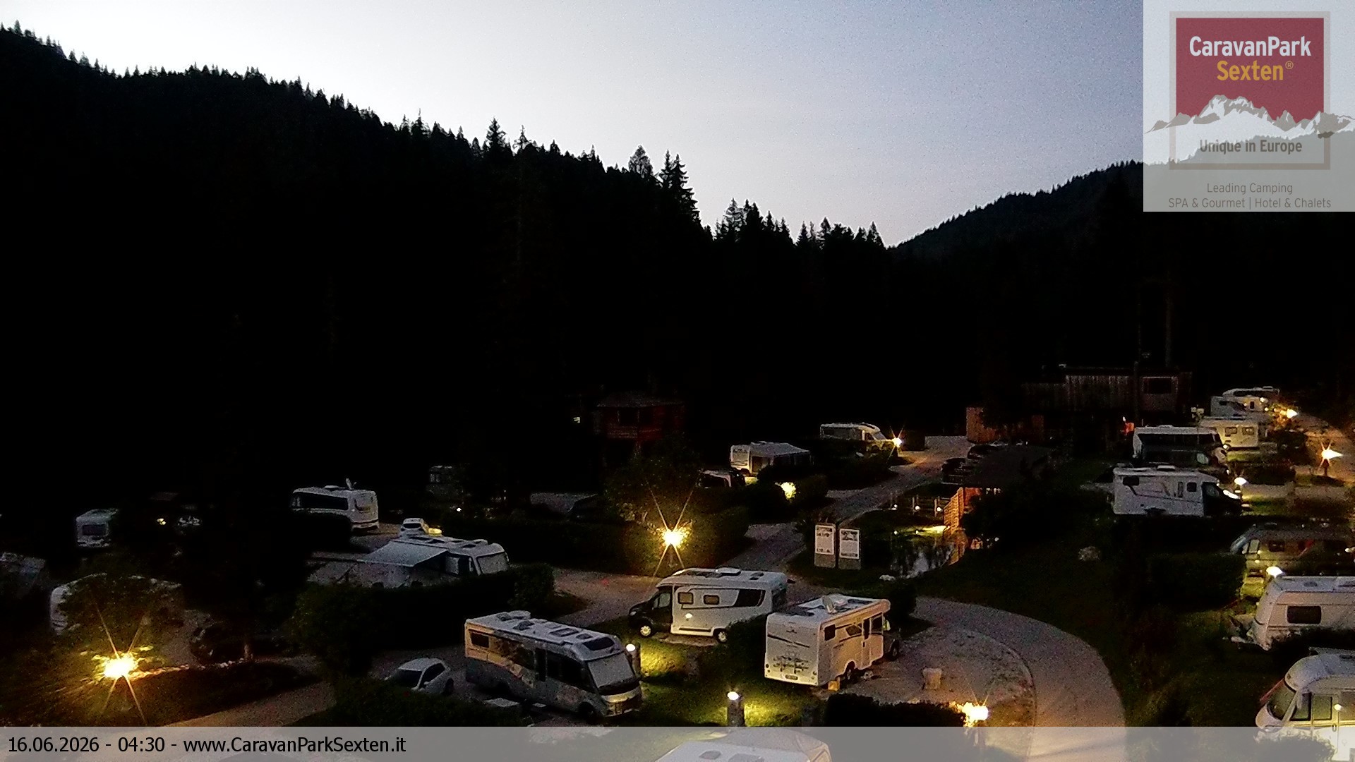 Archiv Foto Webcam Caravanpark in Sexten - Moos