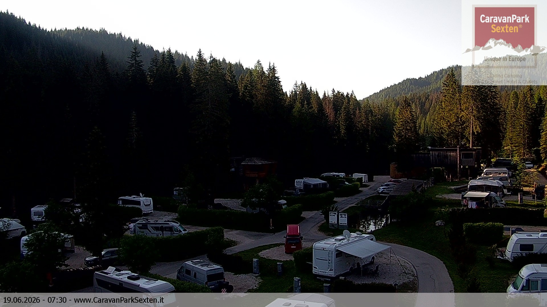 Archiv Foto Webcam Caravanpark in Sexten - Moos