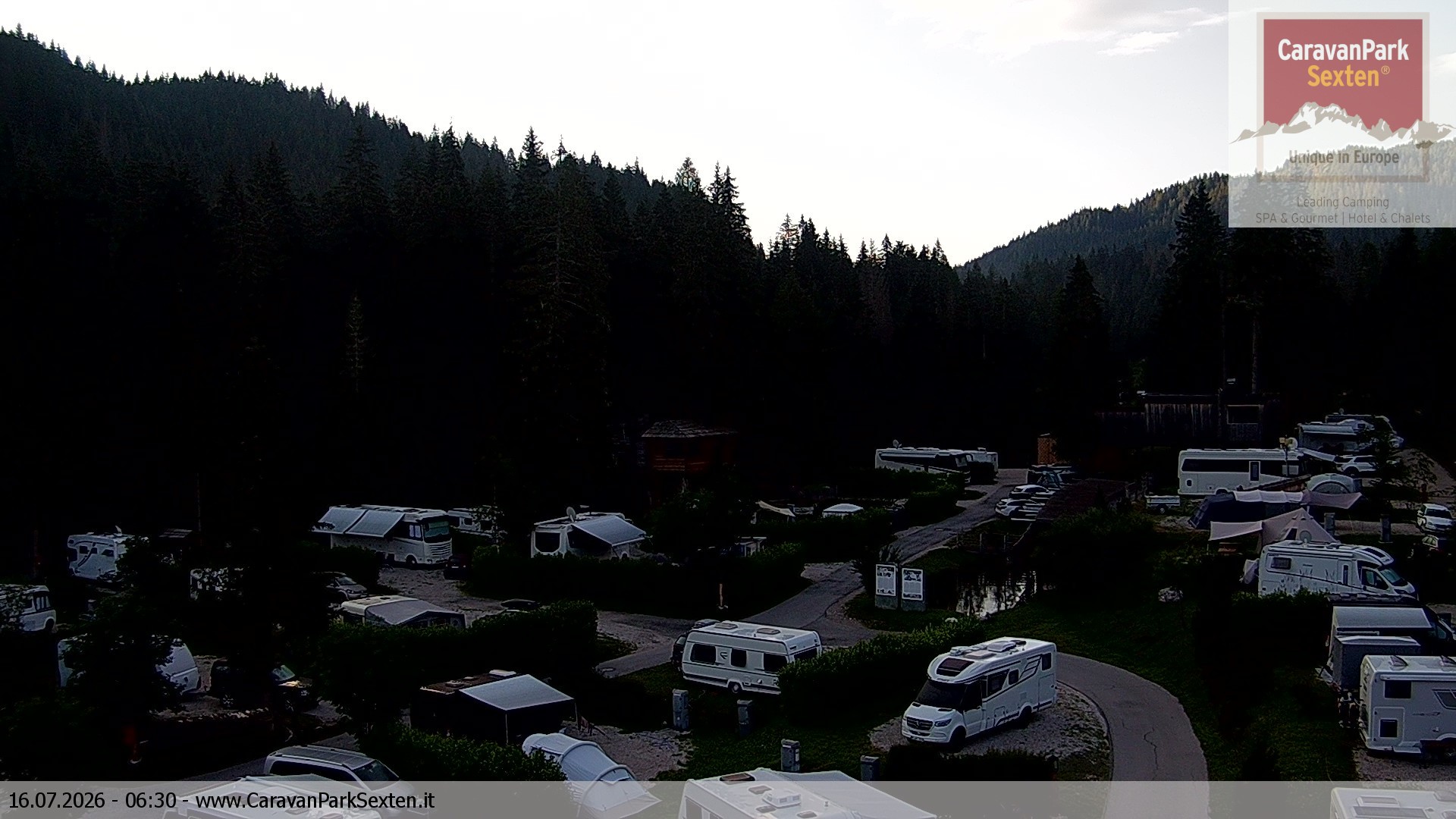 Archiv Foto Webcam Caravanpark in Sexten - Moos