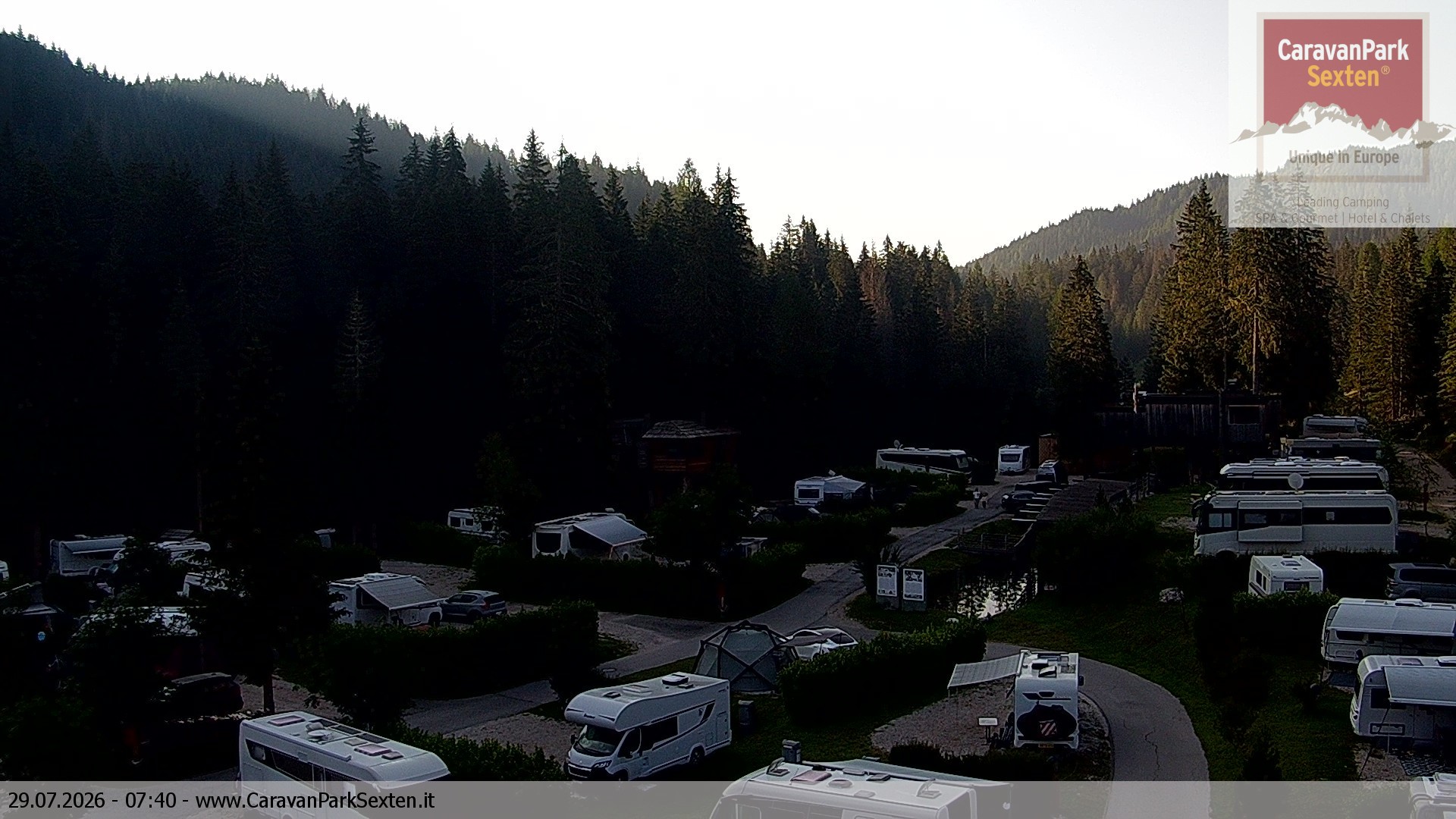 Archiv Foto Webcam Caravanpark in Sexten - Moos