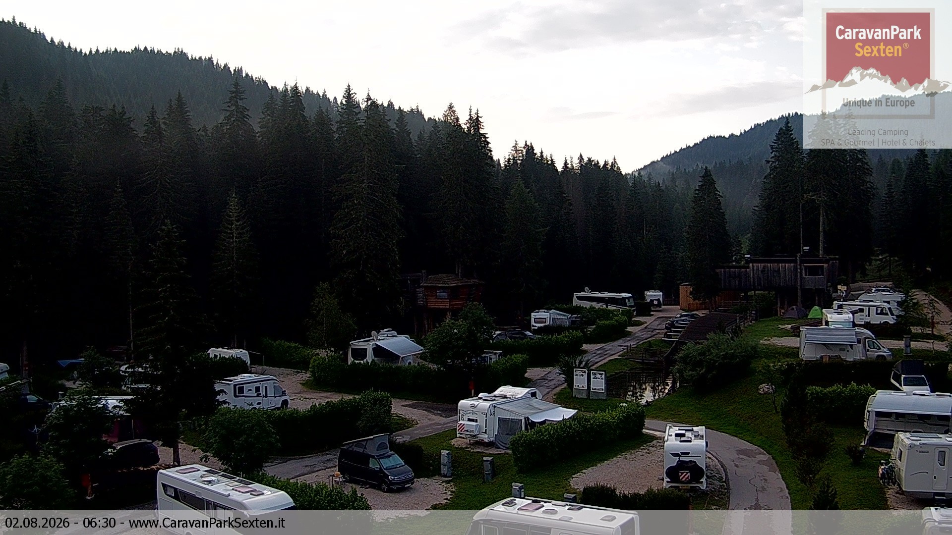 Archiv Foto Webcam Caravanpark in Sexten - Moos