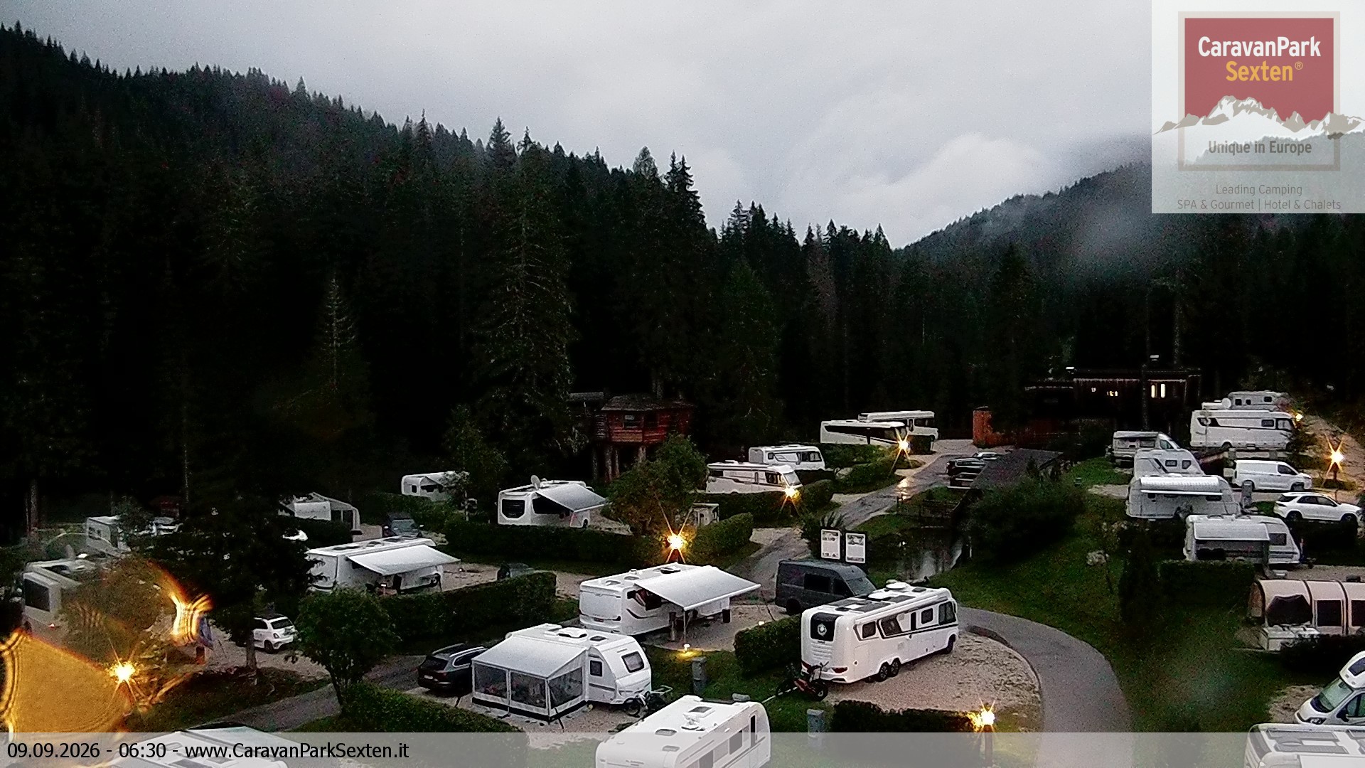 Archiv Foto Webcam Caravanpark in Sexten - Moos