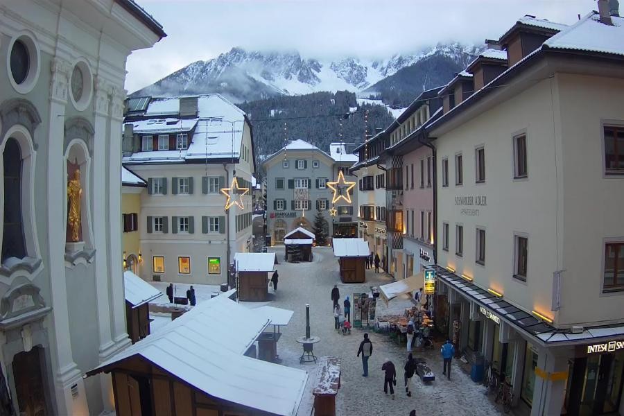 Archiv Foto Webcam Innichen - Ortszentrum