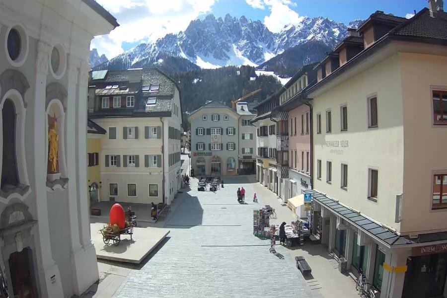 Archived image Webcam Village centre Innichen