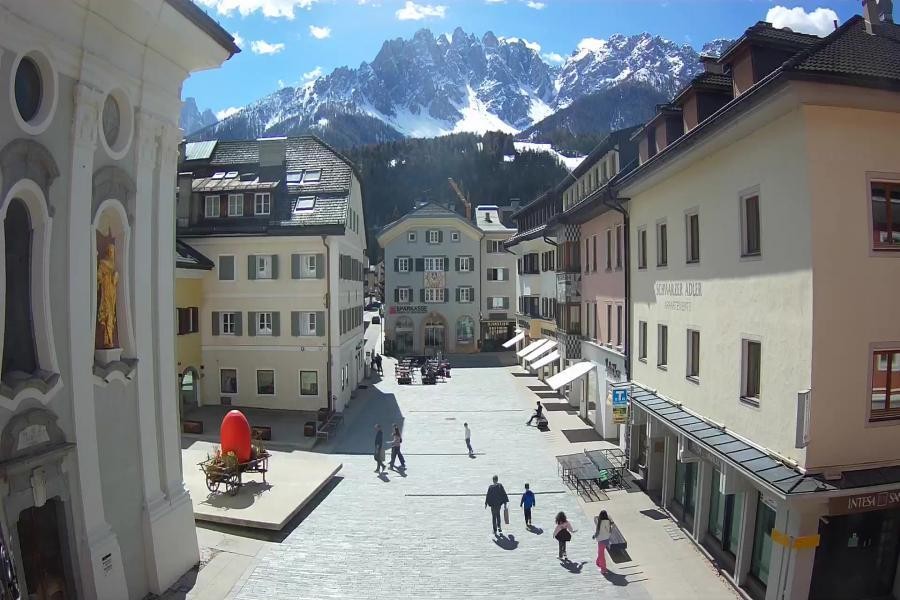 Archived image Webcam Village centre Innichen