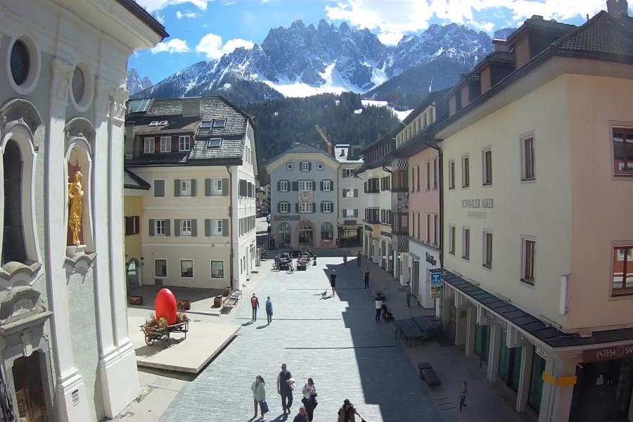 Archived image Webcam Village centre Innichen