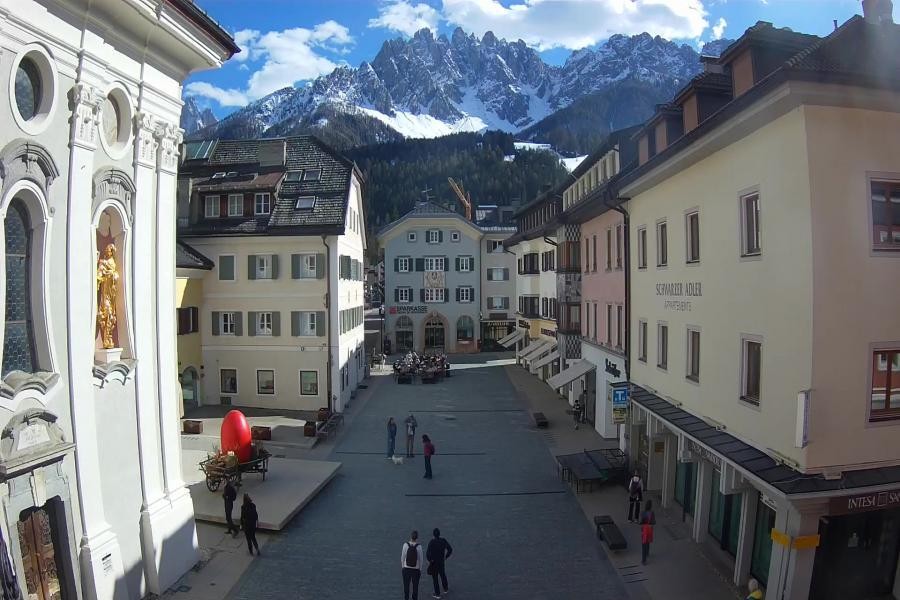 Archived image Webcam Village centre Innichen