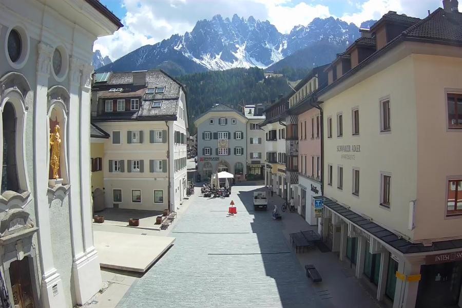 Archived image Webcam Village centre Innichen