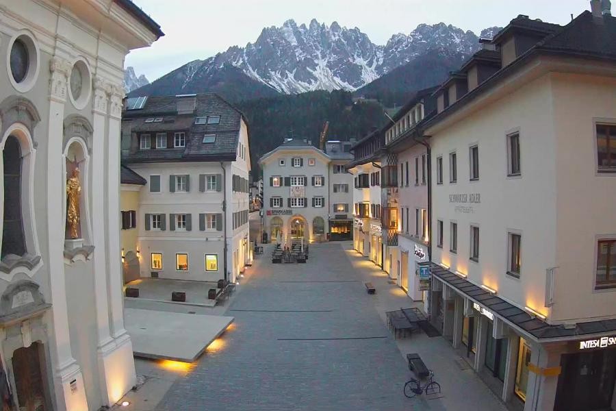 Archiv Foto Webcam Innichen - Ortszentrum