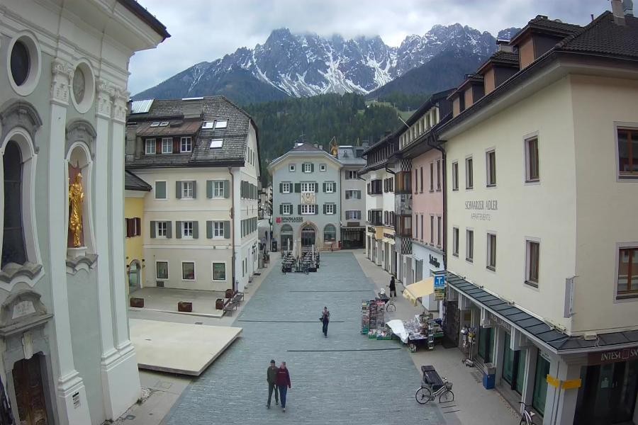 Archived image Webcam Village centre Innichen