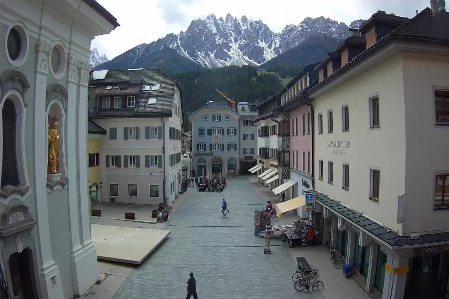 Archived image Webcam Village centre Innichen