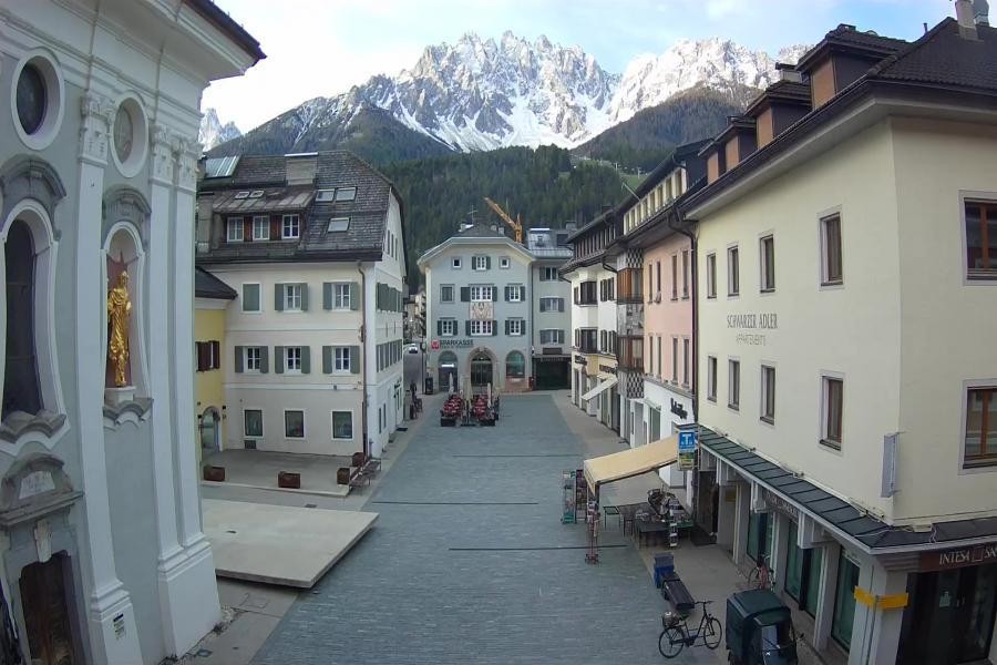 Archived image Webcam Village centre Innichen