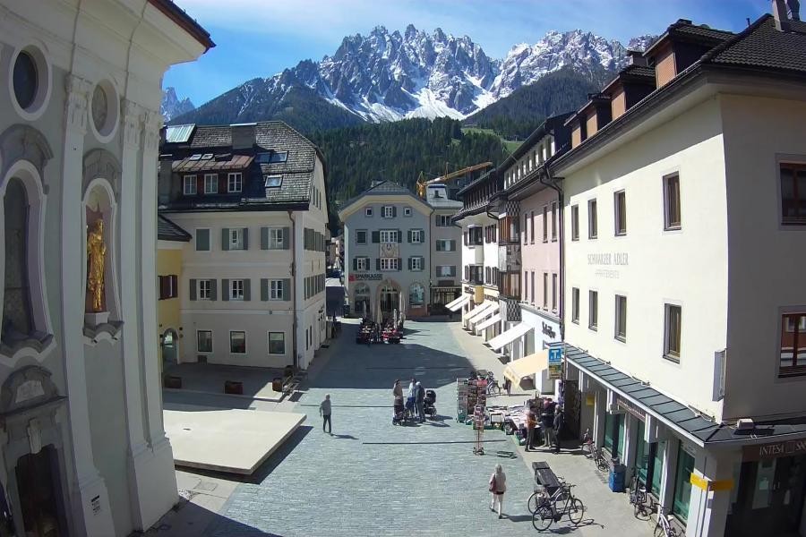 Archived image Webcam Village centre Innichen