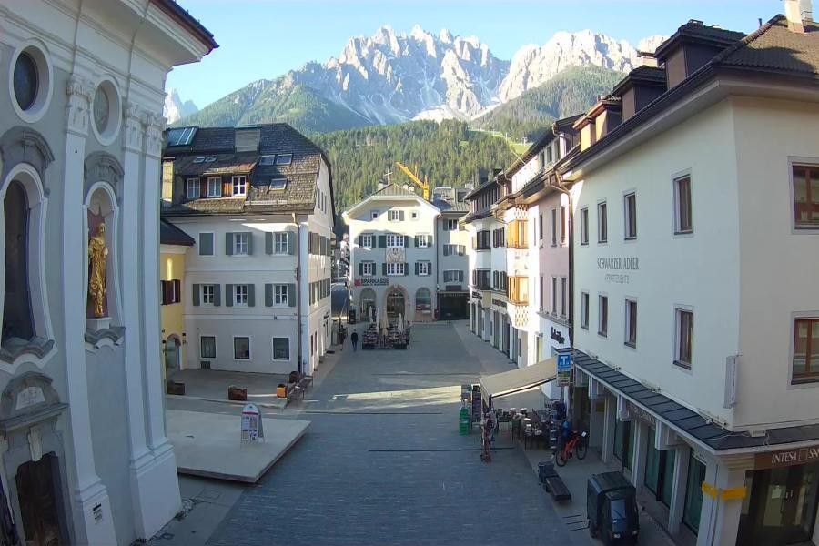 Archived image Webcam Village centre Innichen