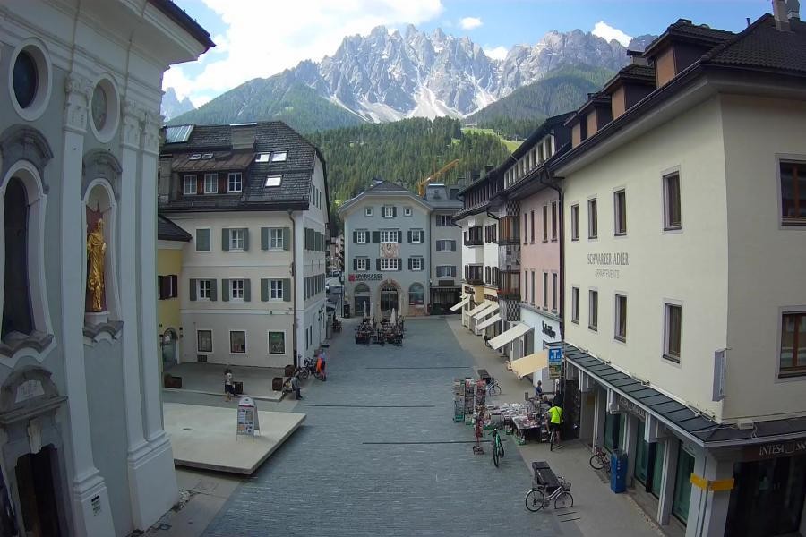 Archived image Webcam Village centre Innichen